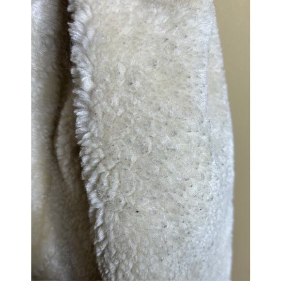 Abercrombie & Fitch Off-White Faux Fur Jacket Women’s Large - Picture 6 of 10